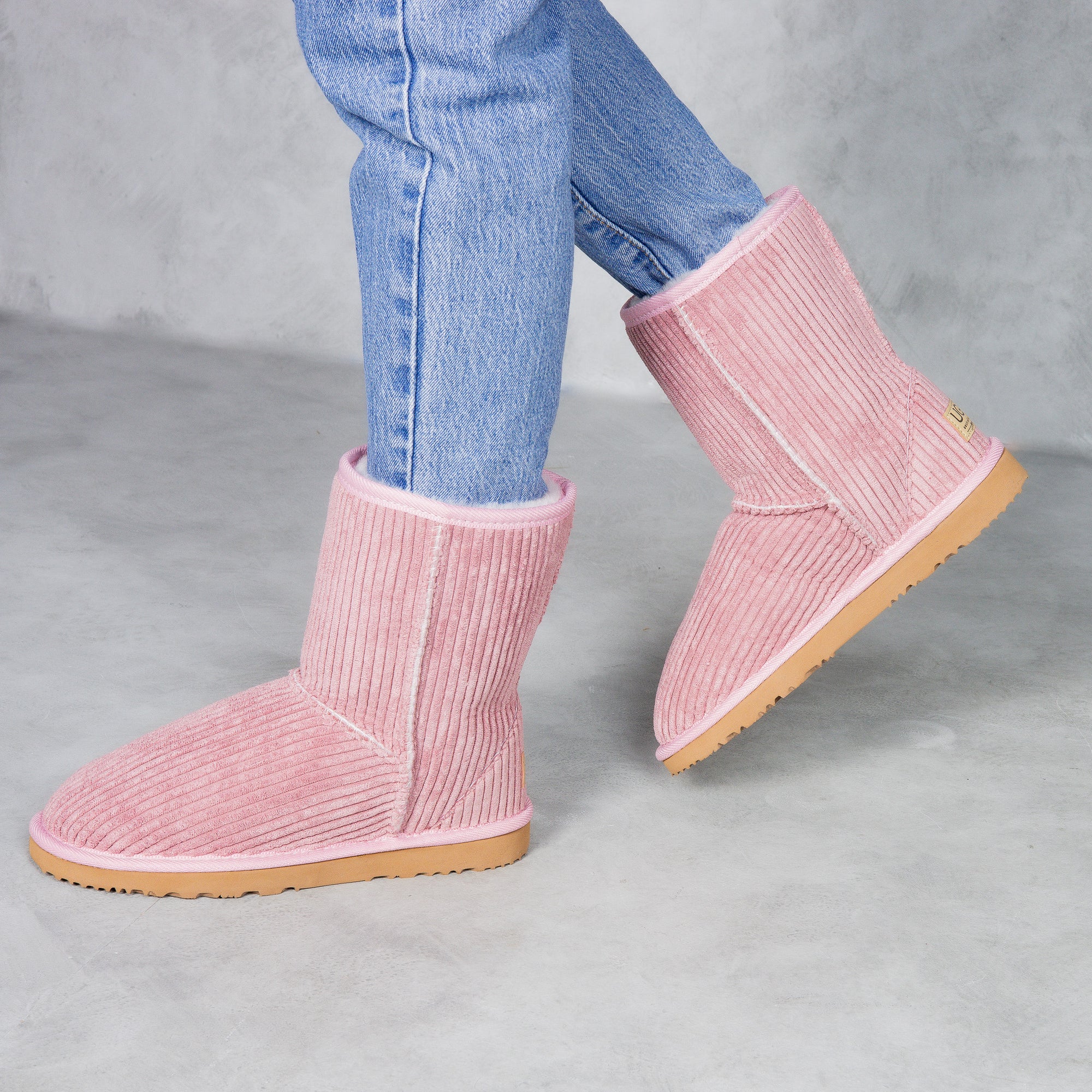 Women&#39;s Corduroy Mid