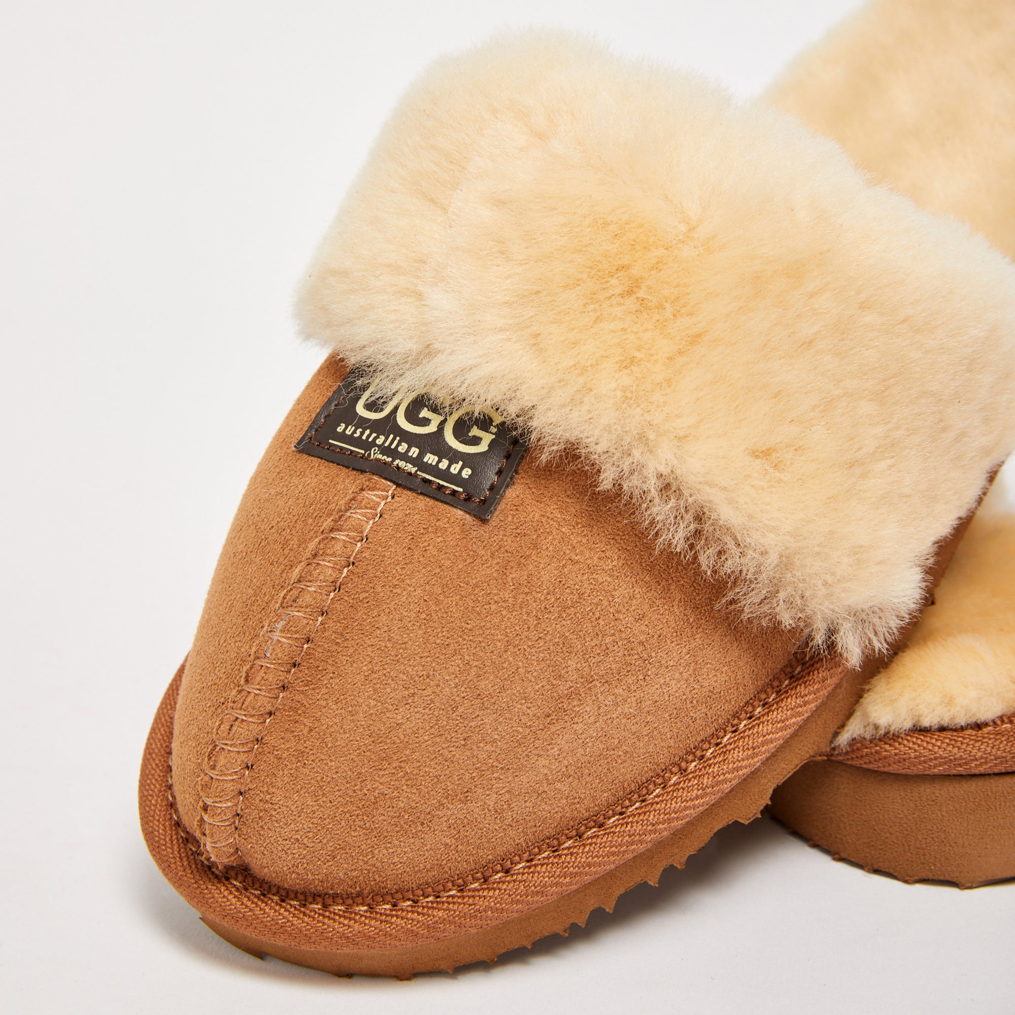 Women&#39;s Designer Slipper Natural