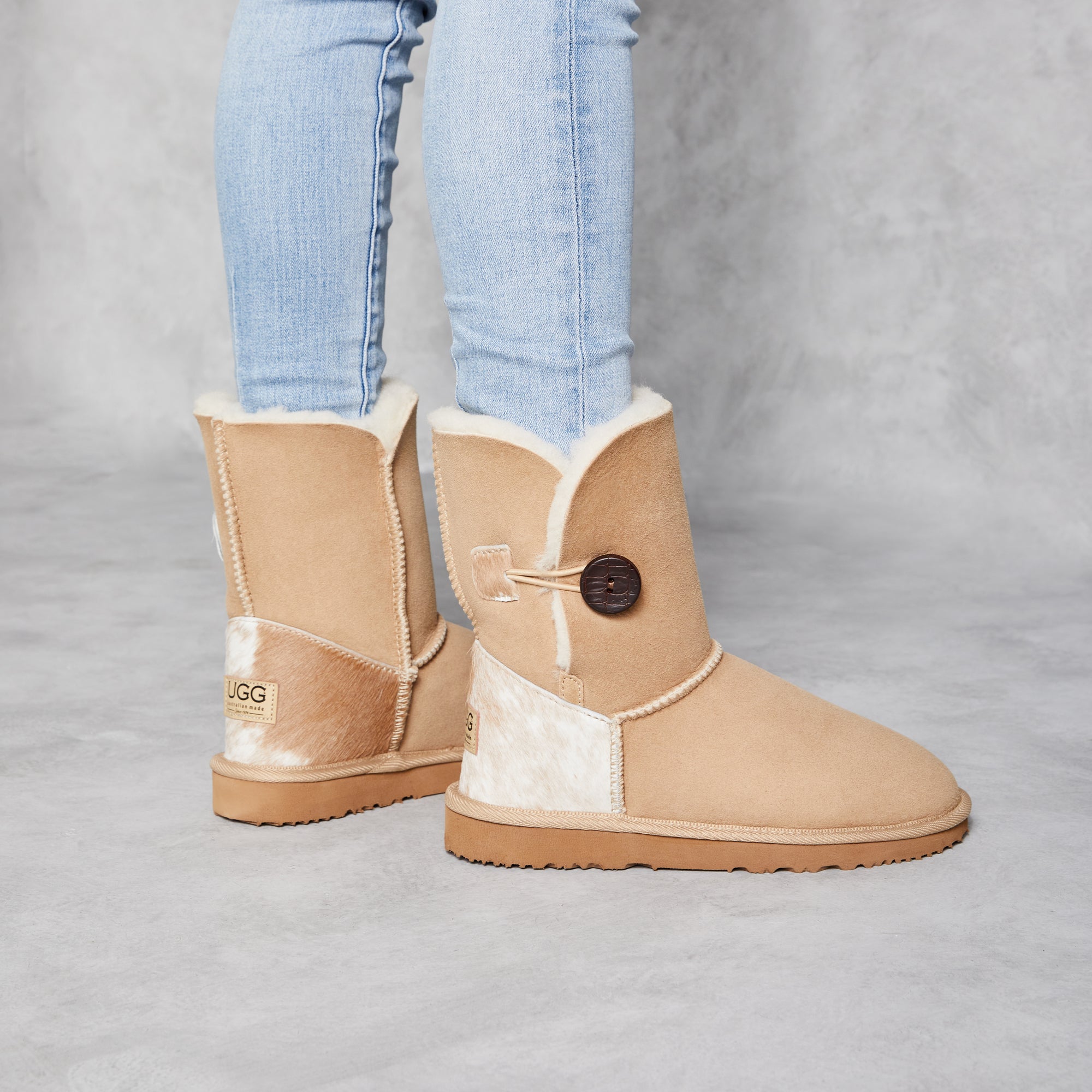 Women&#39;s Burleigh Button Mid Calf