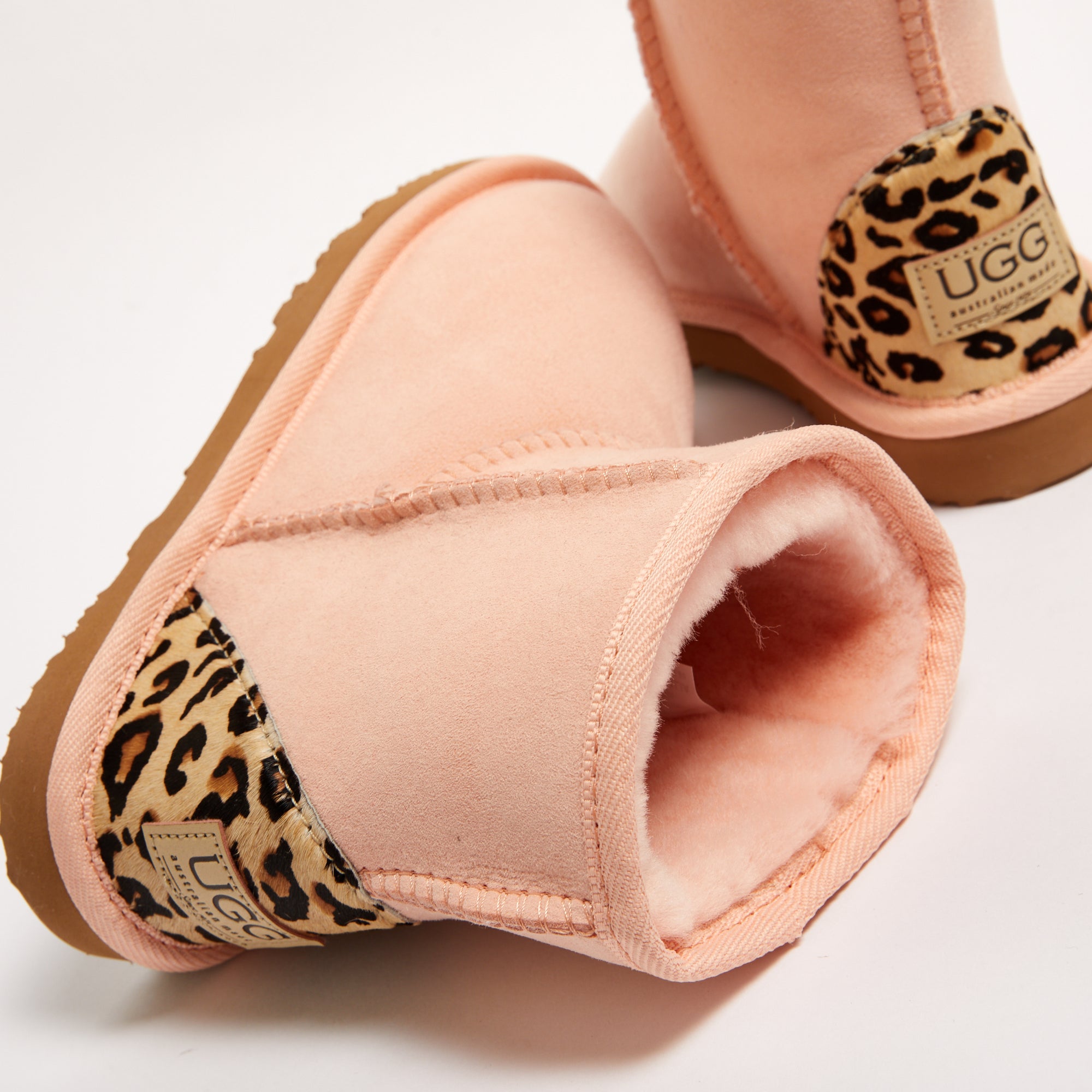 Women&#39;s Classic Mini Leopard