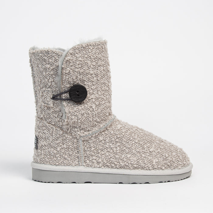 Women&#39;s Boucle Button Mid